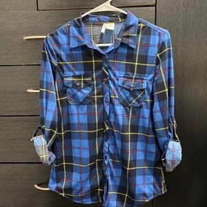 EUC Small Plaid Long Sleeve!